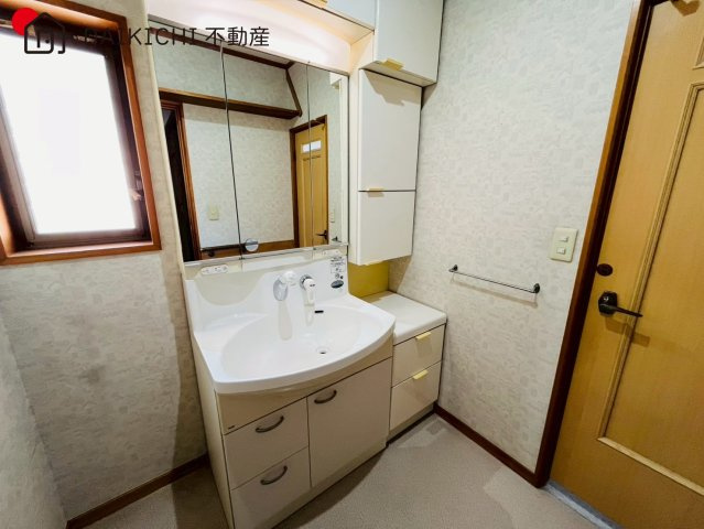 【独立洗面台】 | 日高市高萩　中古戸建 | 2階　洗面