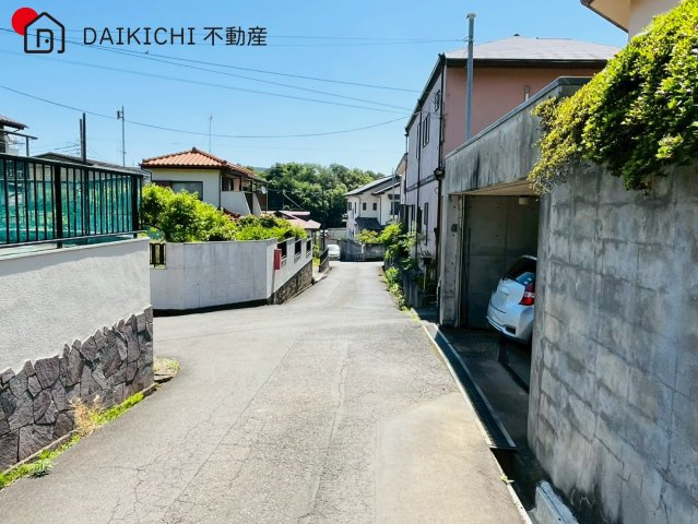 【前面道路含む現地写真】 | 日高市高萩　中古戸建