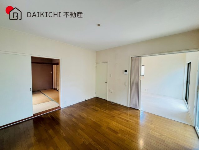 【居間・リビング】 | 日高市武蔵台2丁目　中古戸建