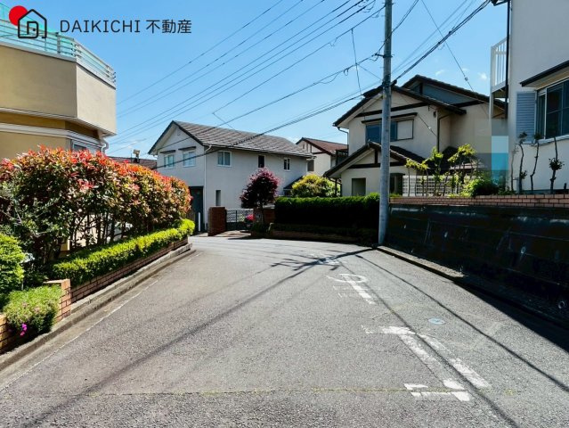【前面道路含む現地写真】 | 日高市横手2丁目　中古戸建