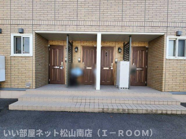 【玄関】 | グランモア石井　A棟