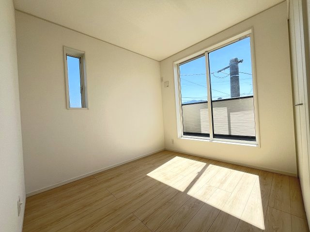 【子供部屋】 | 福岡市東区塩浜1丁目第6　3号棟（全3棟）【仲介手数料無料・0円】 | 施工例。施工例は完成時と異なる場合があります。