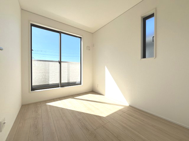 【子供部屋】 | 福岡市東区塩浜1丁目第6　3号棟（全3棟）【仲介手数料無料・0円】 | 現地写真。