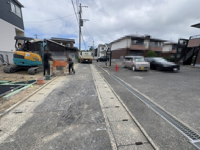 【その他】 | 福岡市東区塩浜1丁目第6　3号棟（全3棟）【仲介手数料無料・0円】 | 現地写真。前面道路です。