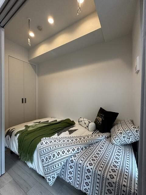 ＯＮＥ　ＲＯＯＦ　ＲＥＳＩＤＥＮＣＥ　ＮＩＳＨＩＮＩＰＰＯＲＩの寝室