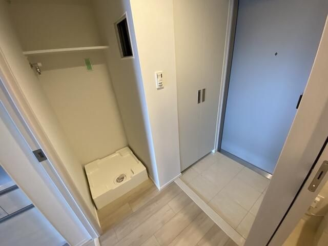 ＯＮＥ　ＲＯＯＦ　ＲＥＳＩＤＥＮＣＥ　ＮＩＳＨＩＮＩＰＰＯＲＩの玄関