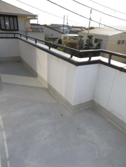 伊勢崎市長沼町 　中古戸建のバルコニー