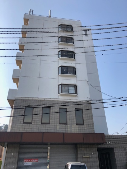 第2阿賀中央ハイツの外観