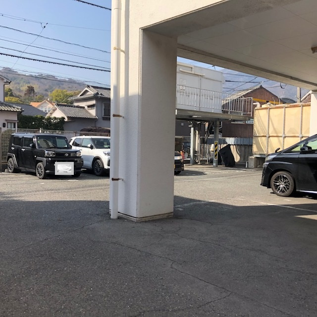 第2阿賀中央ハイツの駐車場