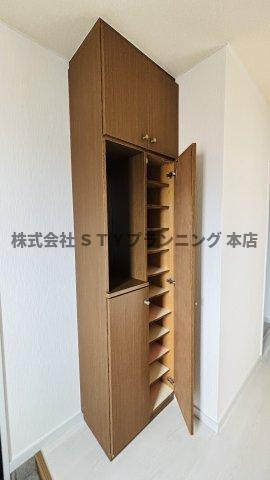 仲介手数料0円！メガーヌ野並の収納