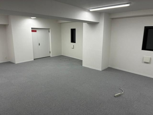港区芝２丁目の店舗事務所の内装
