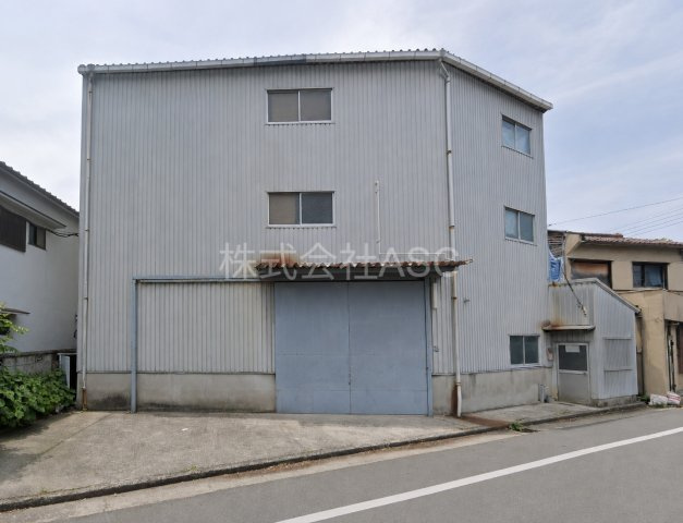 泉大津市池浦町貸倉庫