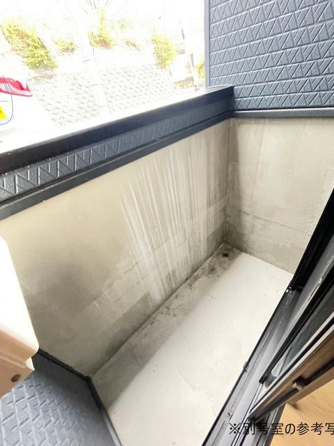 ルノーア寺塚のバルコニー