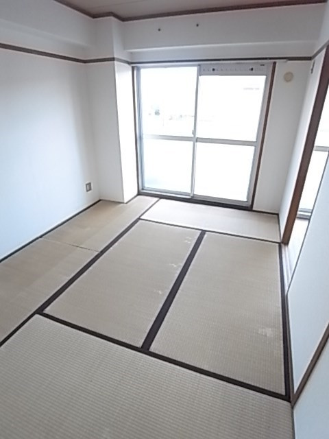 パレス武庫の和室
