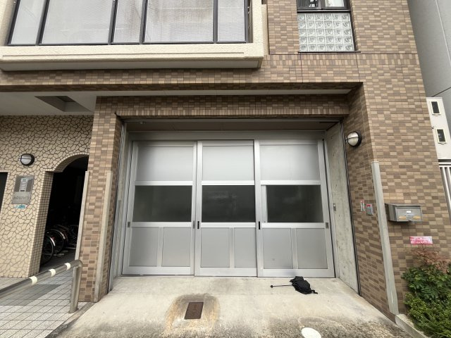 大阪市浪速区塩草３丁目の店舗事務所の外観