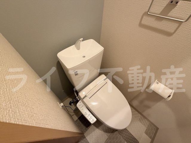 F+style東大阪本庄2号館のトイレ|コンパクトで使いやすいトイレです