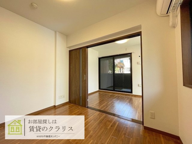 メゾンドクレール西大路の居間・リビング