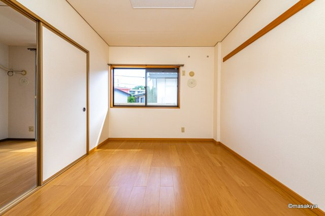 アネックス一由の洋室