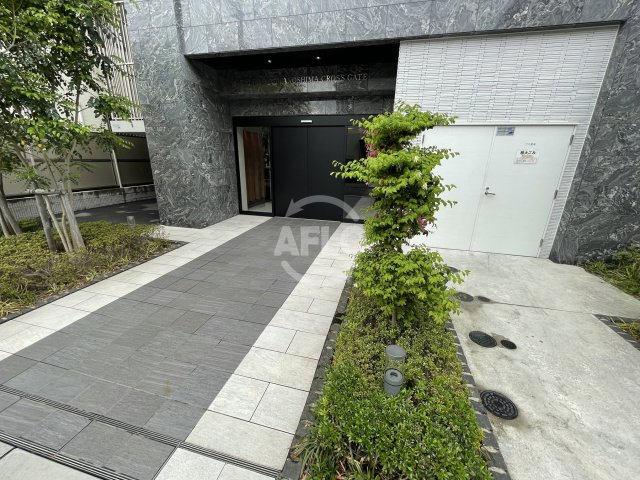 エスリード中之島クロスゲートのエントランス|エスリード中之島クロスゲート　エントランスアプローチ
