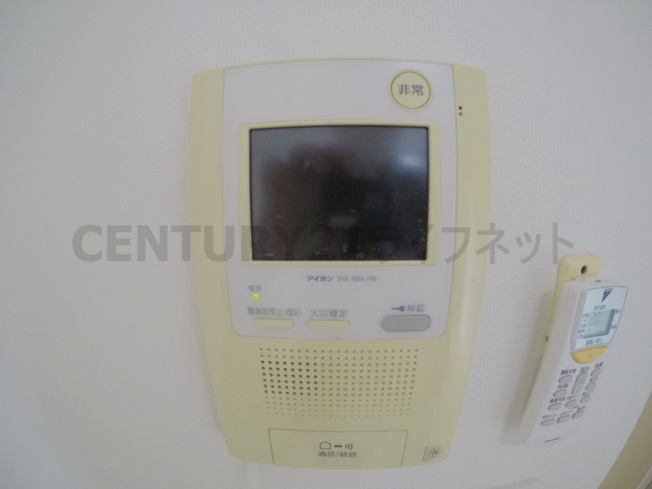 【セキュリティ】 | ドゥーエ江坂3