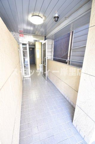 OMレジデンス西加賀屋のロビー