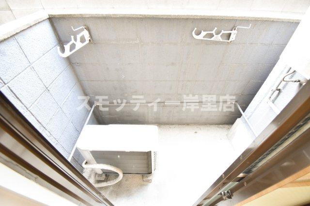 OMレジデンス西加賀屋のバルコニー