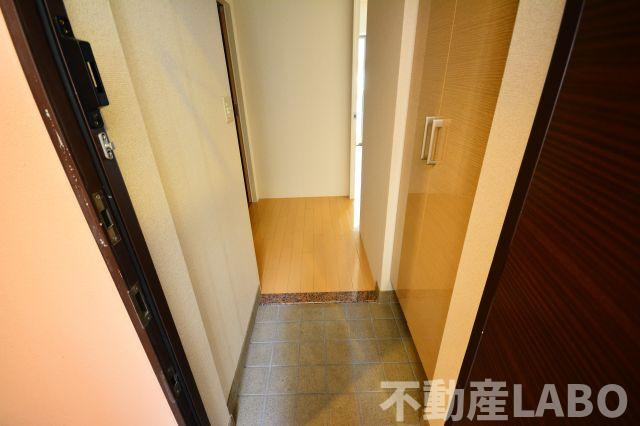 グレイス阿倍野松崎の玄関