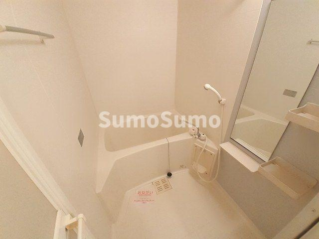 セイバリー仁川の浴室