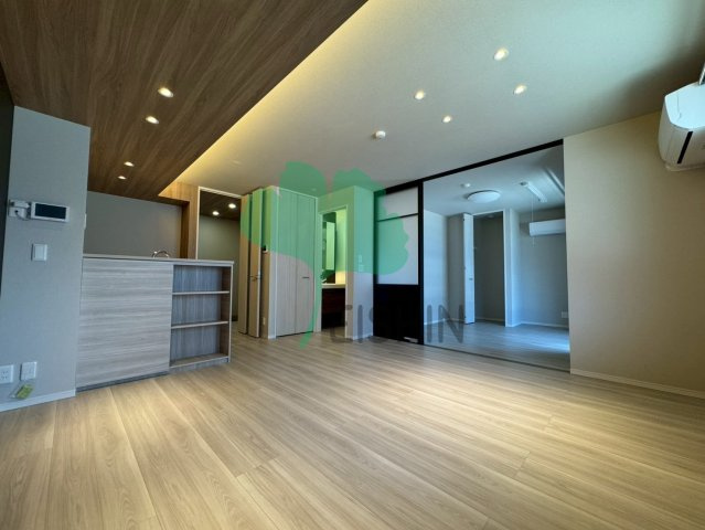 GrandValley博多の居間・リビング|アレンジ自由自在の広々空間です！