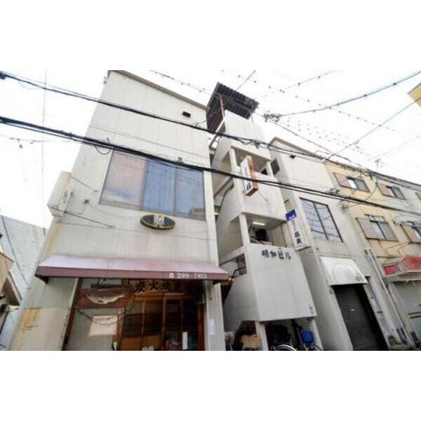 大阪市淀川区西三国４丁目の店舗一部