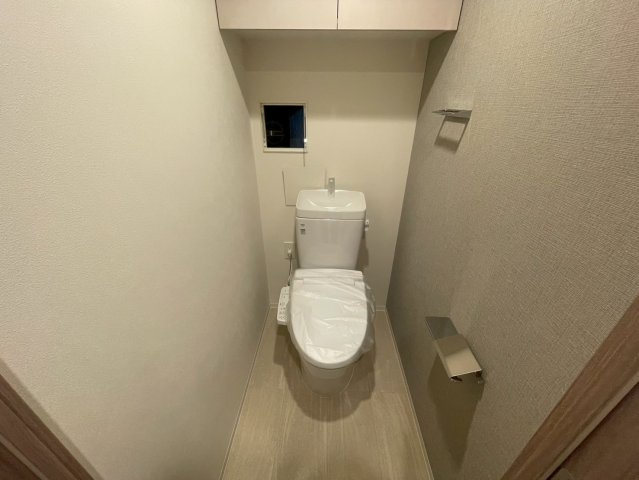 コンフォリア・リヴ博労町一丁目Qのトイレ