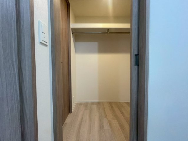 コンフォリア・リヴ博労町一丁目Qの収納