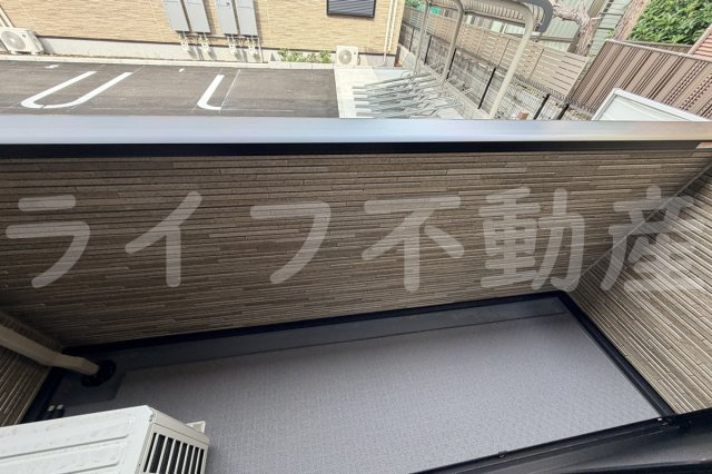 アゼリアⅡのバルコニー
