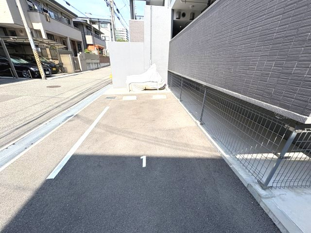 Clair摩耶の駐車場