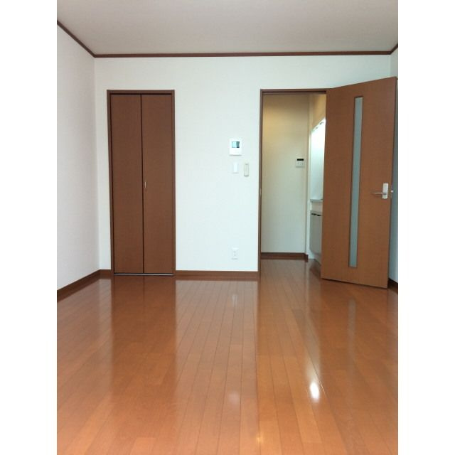 アムールgraceの居間・リビング