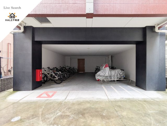 【駐車場】 | グランカーサ渡辺通