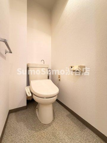 フロール用賀のトイレ|落ち着いたトイレです