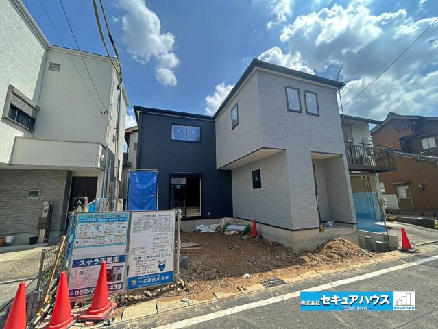 【同施工物件ご案内可能】刈谷市一ツ木町落合　全1棟の外観|事前予約にて現地ご見学いただけます！お気軽にお問い合わせください♪
■株式会社　セキュアハウス■
住宅ローンに強く、知識、経験豊富なスタッフ在籍
お客様に寄り添い、ご成約後もサポート致します。　　　　