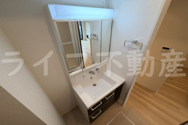 アゼリアⅡの独立洗面台