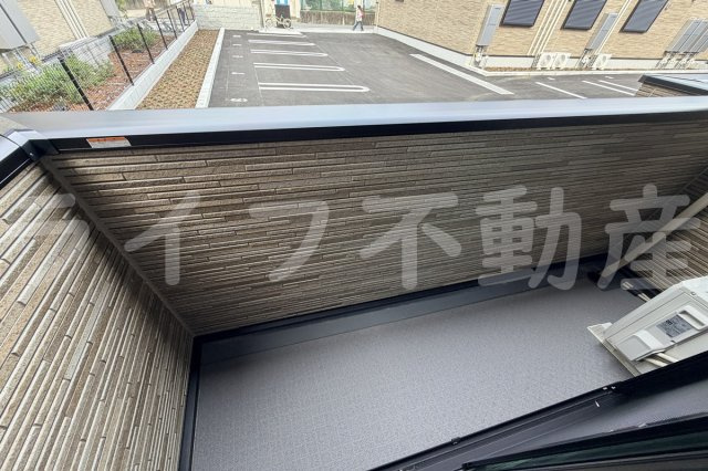 アゼリアⅡのバルコニー