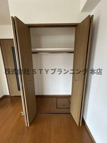 仲介手数料0円！コンド勝川の収納