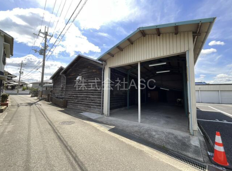 室堂町貸倉庫