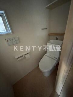 【トイレ】 | 仲池上二丁目邸 | ゆったりとした空間のトイレです