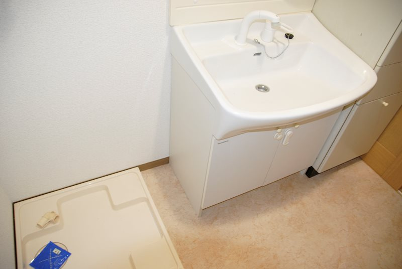 熊本市東区健軍本町の賃貸マンションの独立洗面台