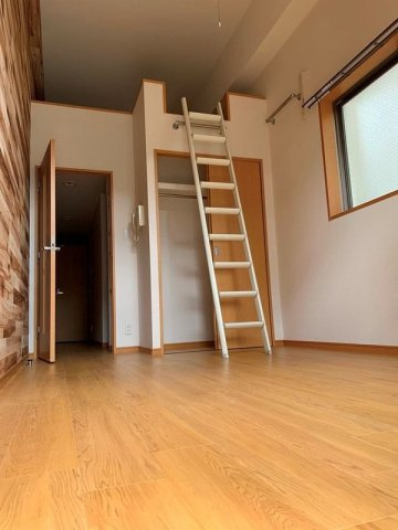 CAVANA東駒形の居間・リビング