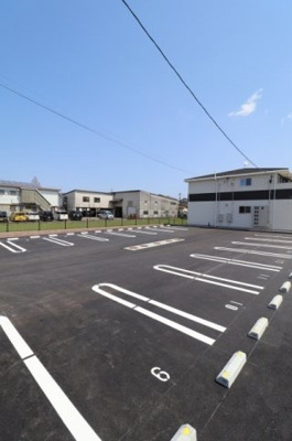 【駐車場】 | プリムローズⅤ