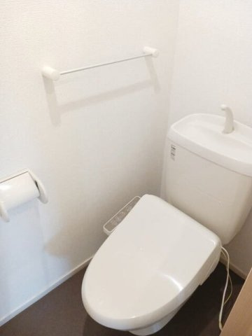 メゾンセレナーデＡのトイレ