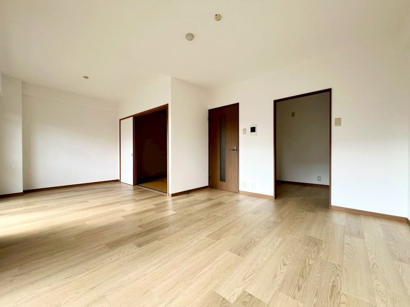 熊本市東区新外３丁目の賃貸マンションの居間・リビング