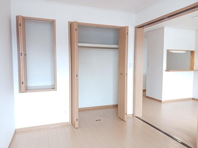 ヴィラ－ジュ　ガンクＡの収納