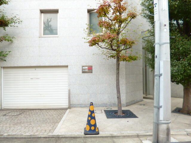 ライブリーコートの駐車場